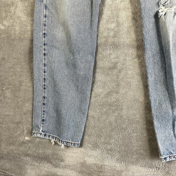 Vintage Levi's Mens' Orange Tab Distressed Light Wash Jeans Size 34x32 - Picture 5 of 12